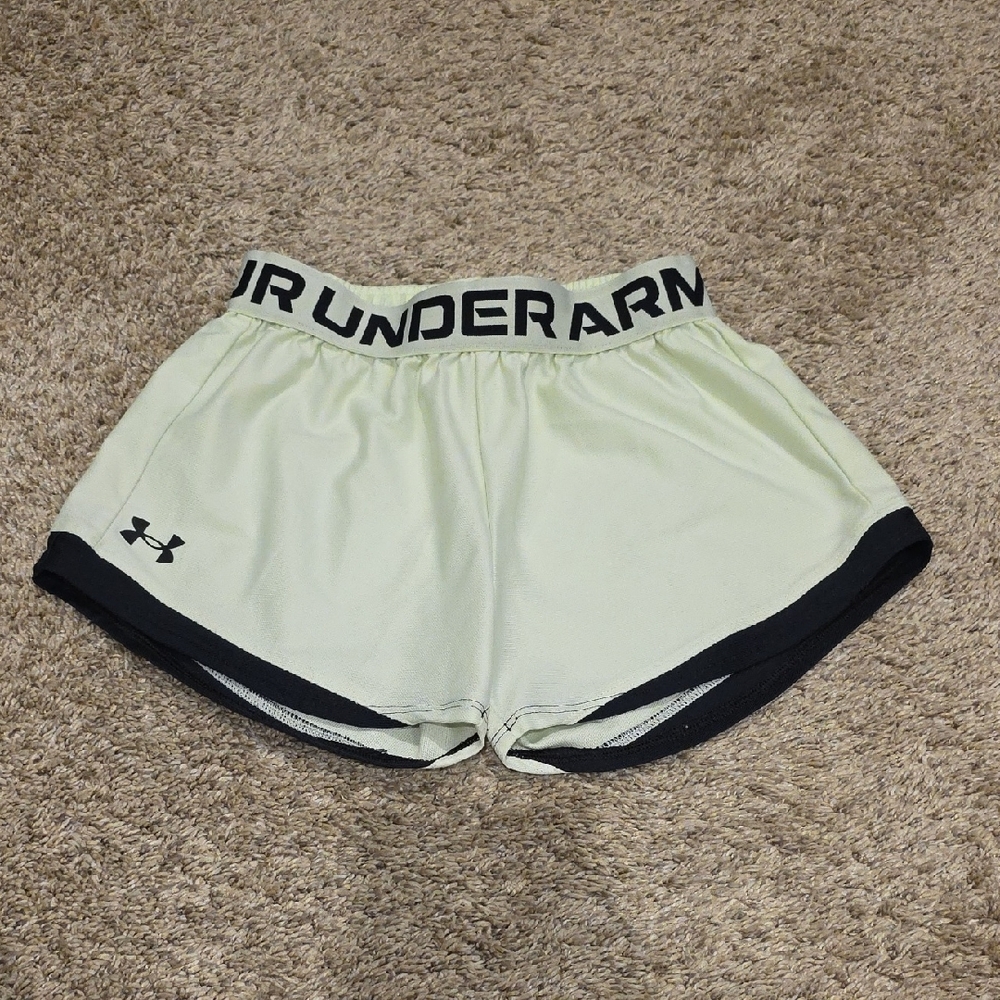 UNDER ARMOUR GIRLS SHORTS